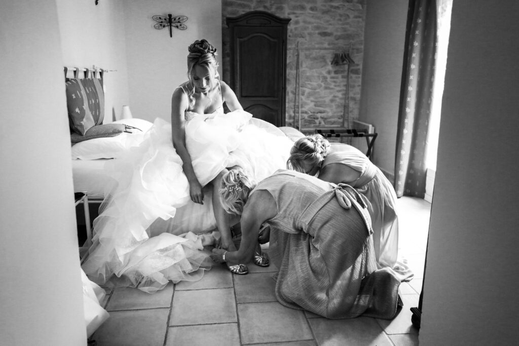 mariée, préparatifs , mas de ponge Nimes